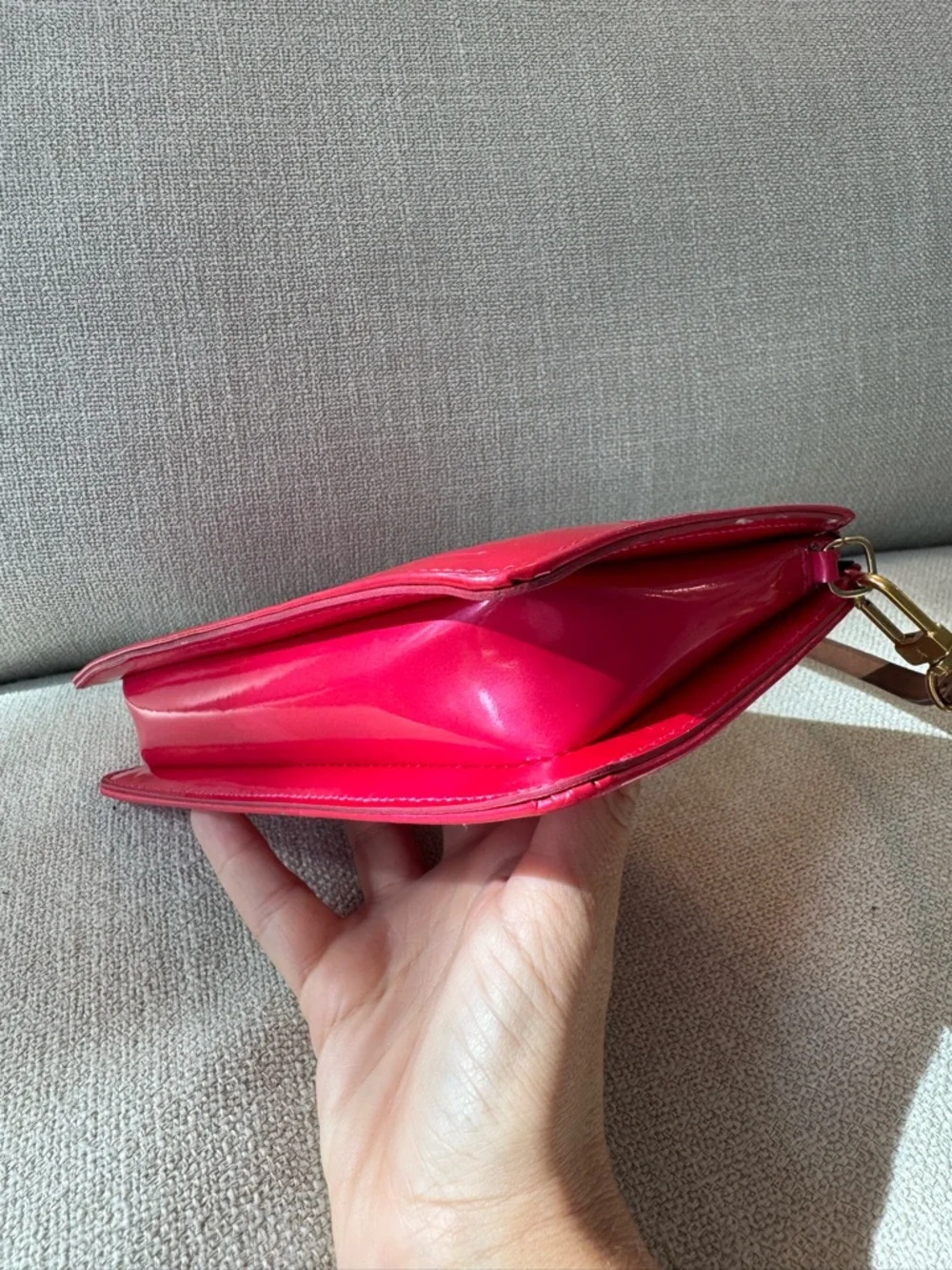 Louis Vuitton Lexington Pink Vernis LV Pochette with COA - Picture 12 of 15